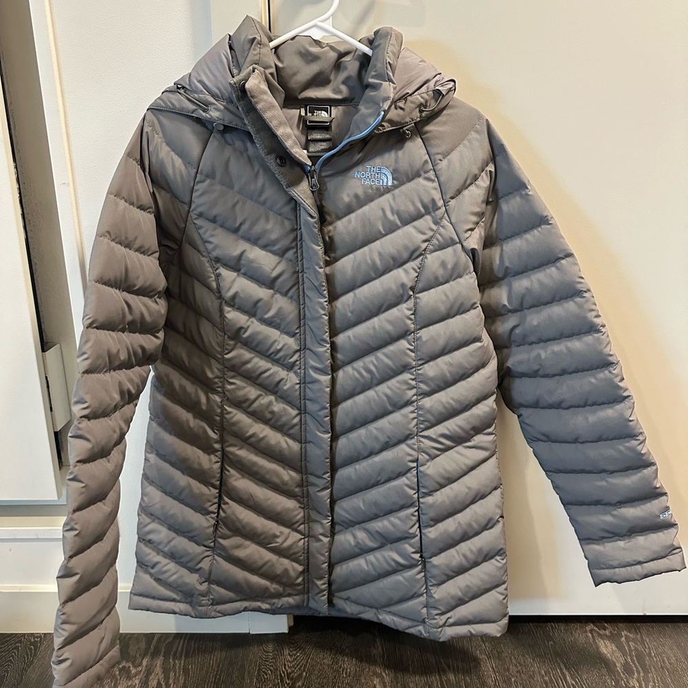 North Face Women's Grey Medium puff coat